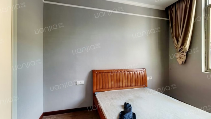 晓雅别院二手房实景图