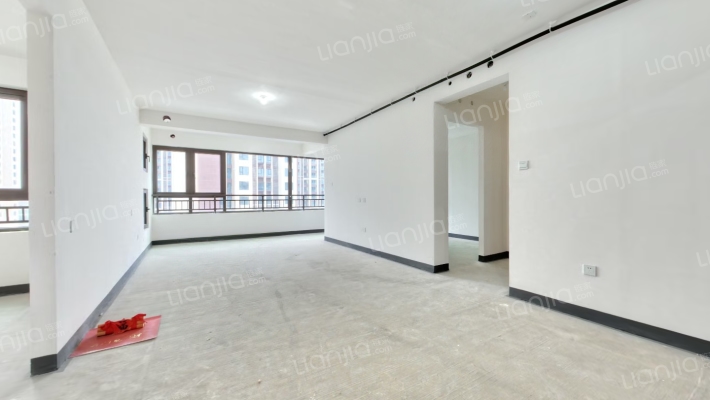 龙湖光年天玺二手房实景图