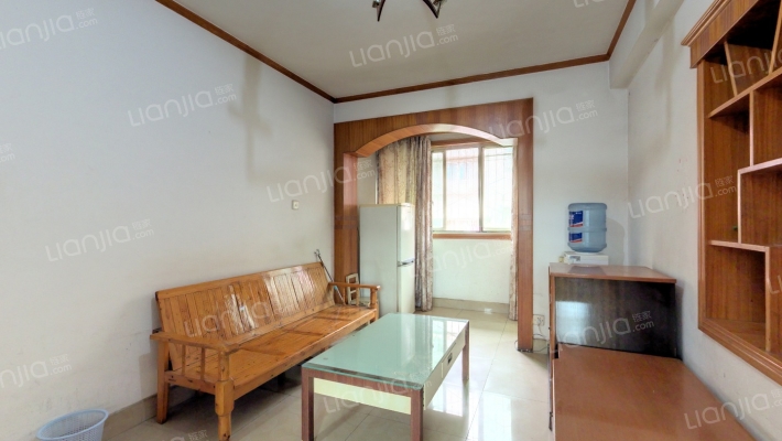 泰山生活市场二手房实景图