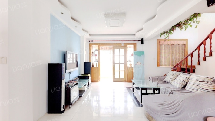 万佳花苑二手房实景图