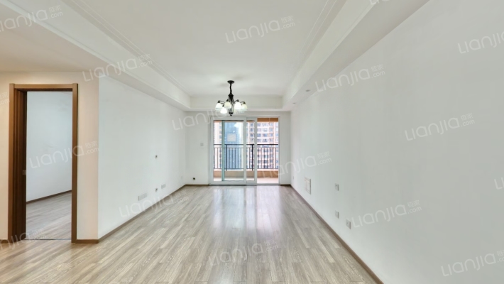 世茂城三期二手房实景图