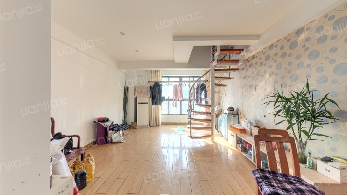 高速时代广场公寓二手房实景图