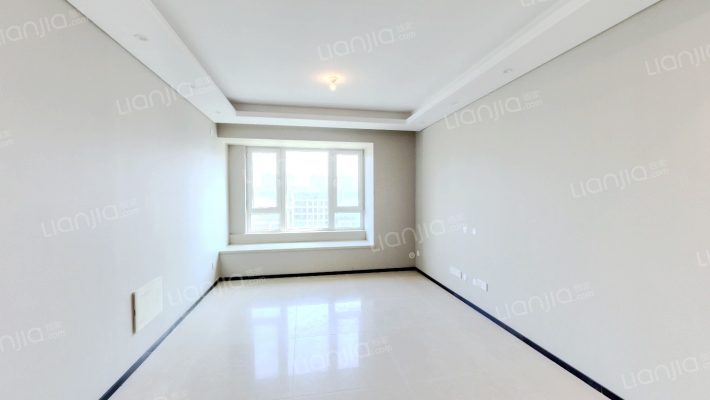 华润置地大连湾B4区二手房实景图