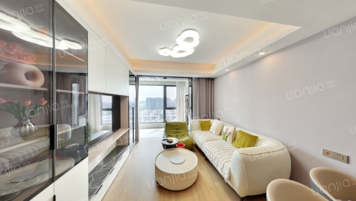 卓越府二手房实景图