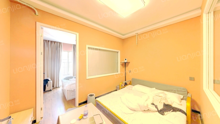 南中广场二手房实景图