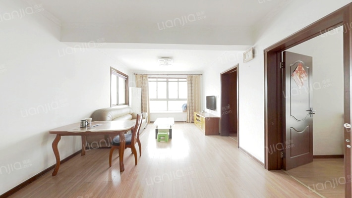 银辰新苑二手房实景图