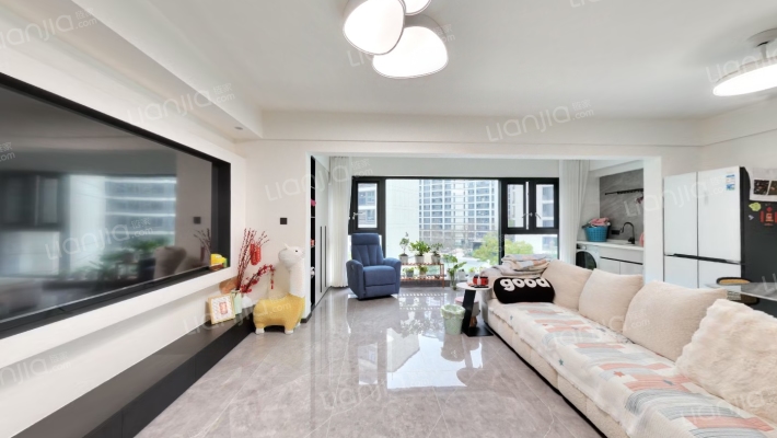 招商依山樾二手房实景图