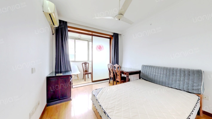 欧九小区二手房实景图