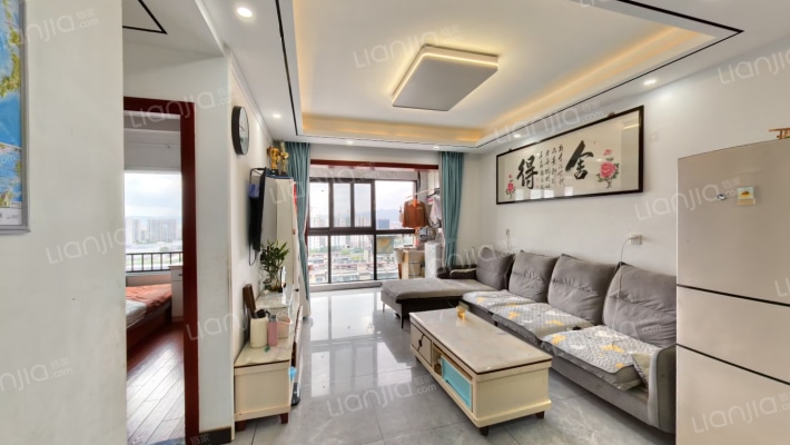 德信中梁君宸府二手房实景图
