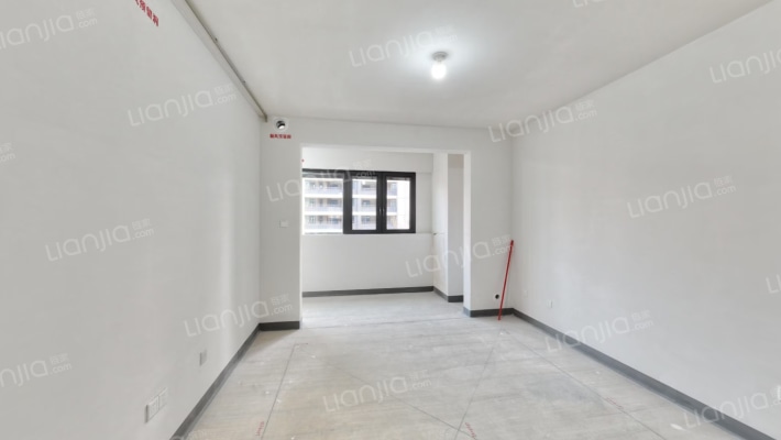 锦鸿府二手房实景图