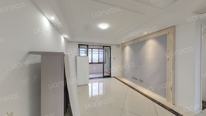 东方蓝海五期二手房实景图