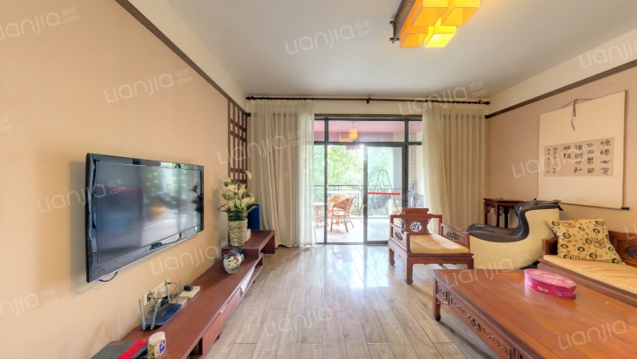 艺锦湾二期二手房实景图