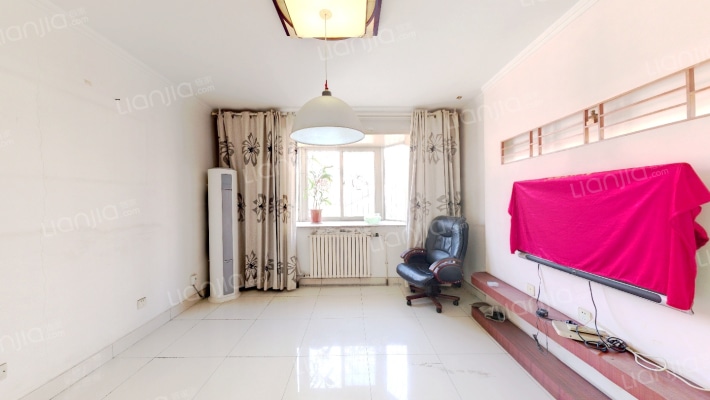 凤凰山路33号二手房实景图