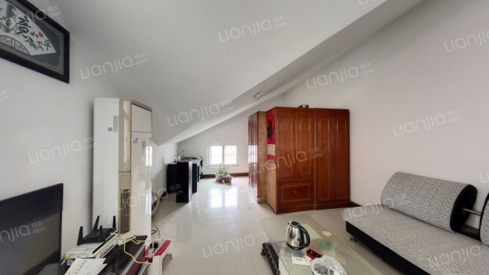 兴和玫瑰花城二手房实景图