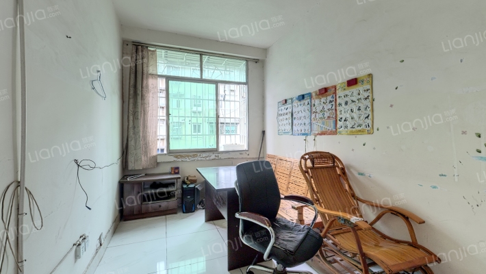 金石小区二手房实景图