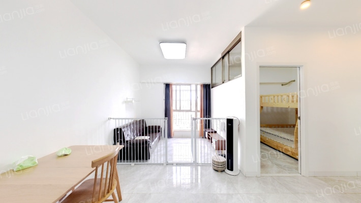 新世纪河畔广场二手房实景图