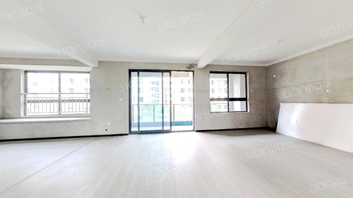 金越府二手房实景图