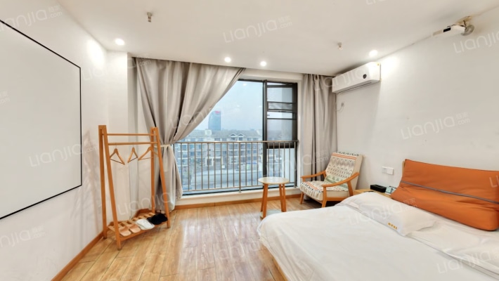 光谷青年汇二手房实景图