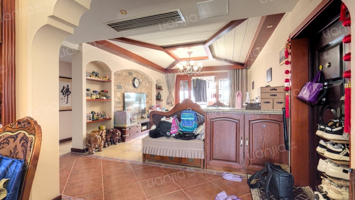 汇林阁小区小高层西二手房实景图