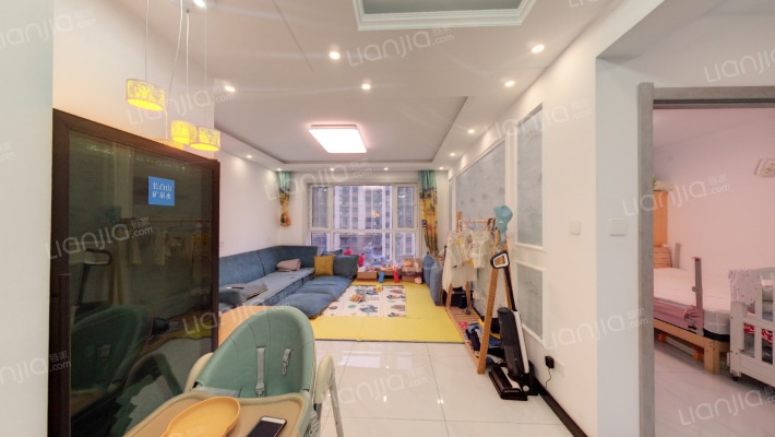 雨润星雨华府二期二手房实景图