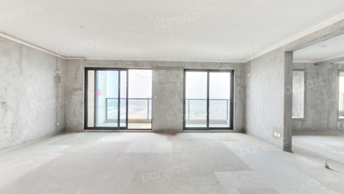 海雅苑二手房实景图