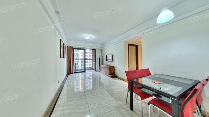 保利罗兰国际二手房实景图