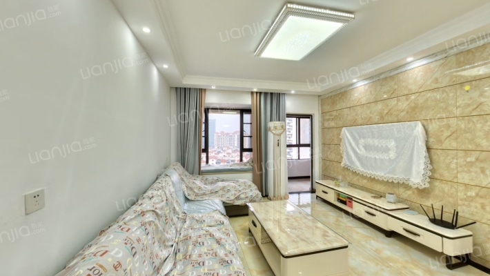 皇冠国际社区三期二手房实景图