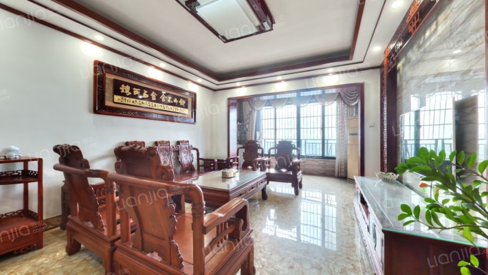 和风江岸二手房实景图