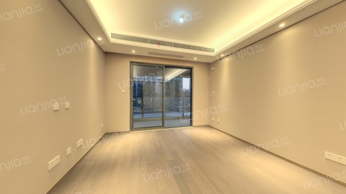 仁恒河滨花园二手房实景图