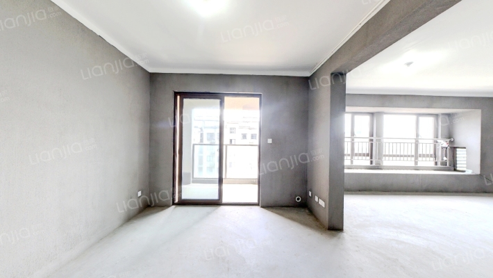 鸿翔宁郭府二手房实景图