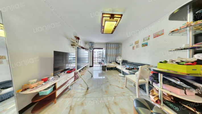 海荣豪苑二手房实景图