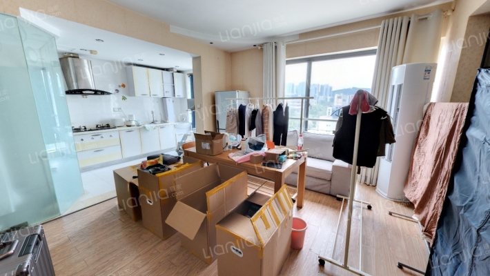 蓝爵公馆二手房实景图