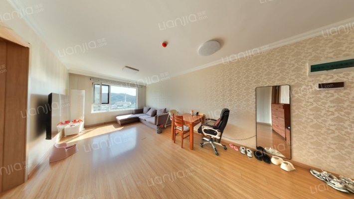 万科樱花园二期(万科新里程)二手房实景图