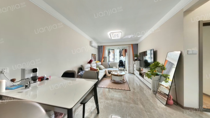 华能郡府二手房实景图