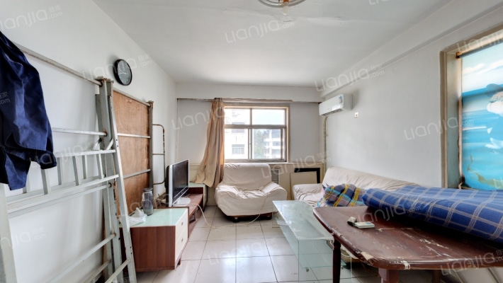 南江小区二手房实景图