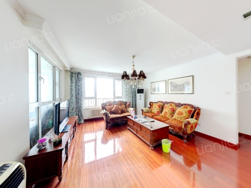 鲁商蓝岸国际一期二期 3室2厅 南