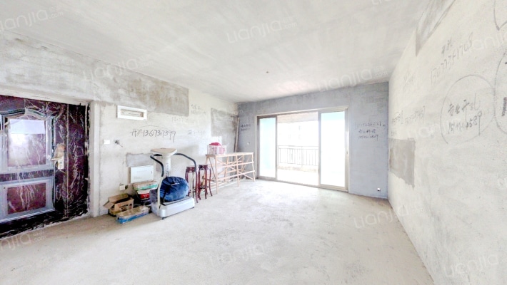 冠源爱琴湾二手房实景图