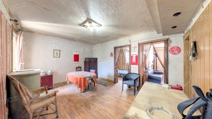 周东二村二手房实景图