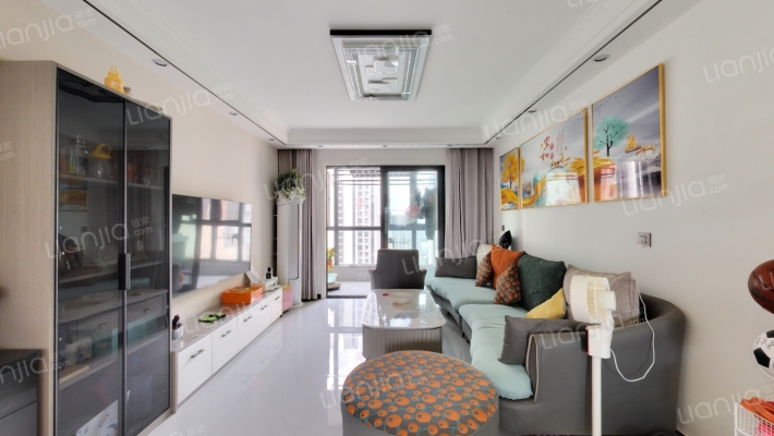 绿都东澜岸二手房实景图