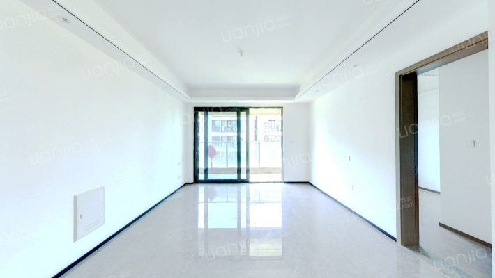 保利湖光印二手房实景图