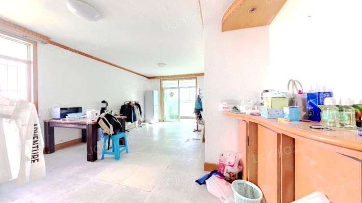 群力新村二手房实景图