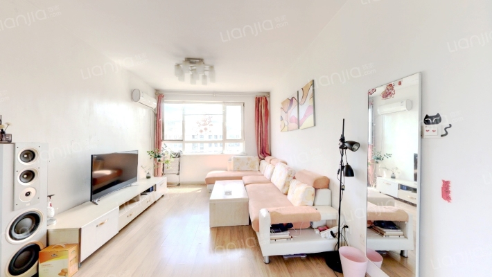 天泰城迦南美地二手房实景图