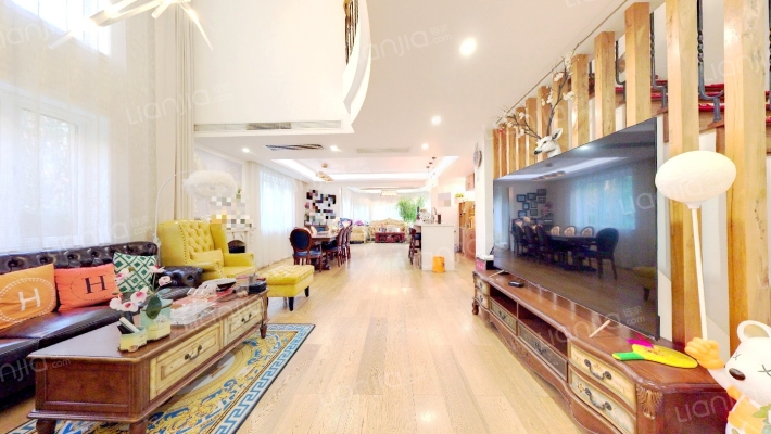 龙苑别墅二手房实景图