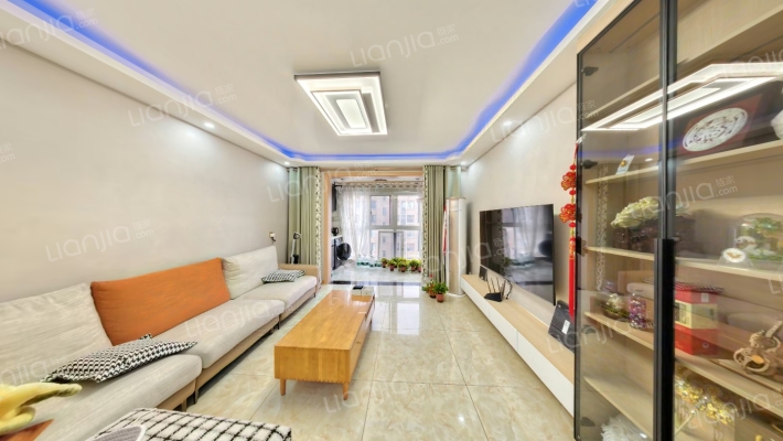 锦绣天下三期二手房实景图