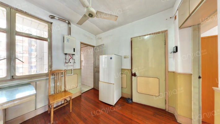 车站社区二手房实景图