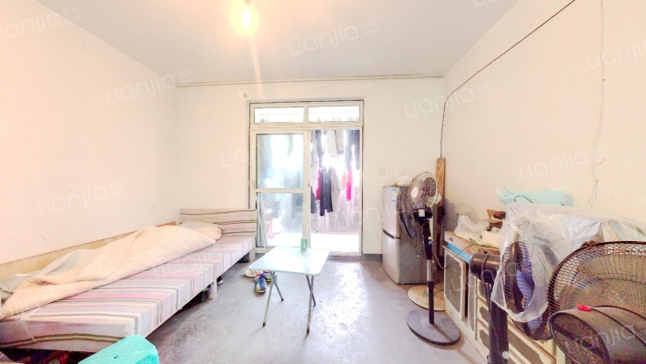 秋泾公寓二手房实景图