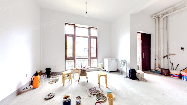 富春红郡二手房实景图