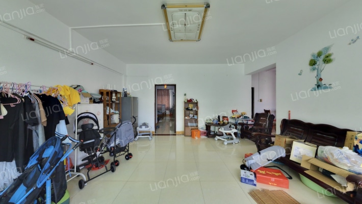 琼山教师村二手房实景图