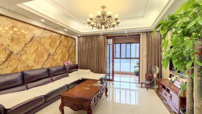 金鹰国际公馆二手房实景图