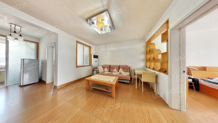 龙凤花园二手房实景图